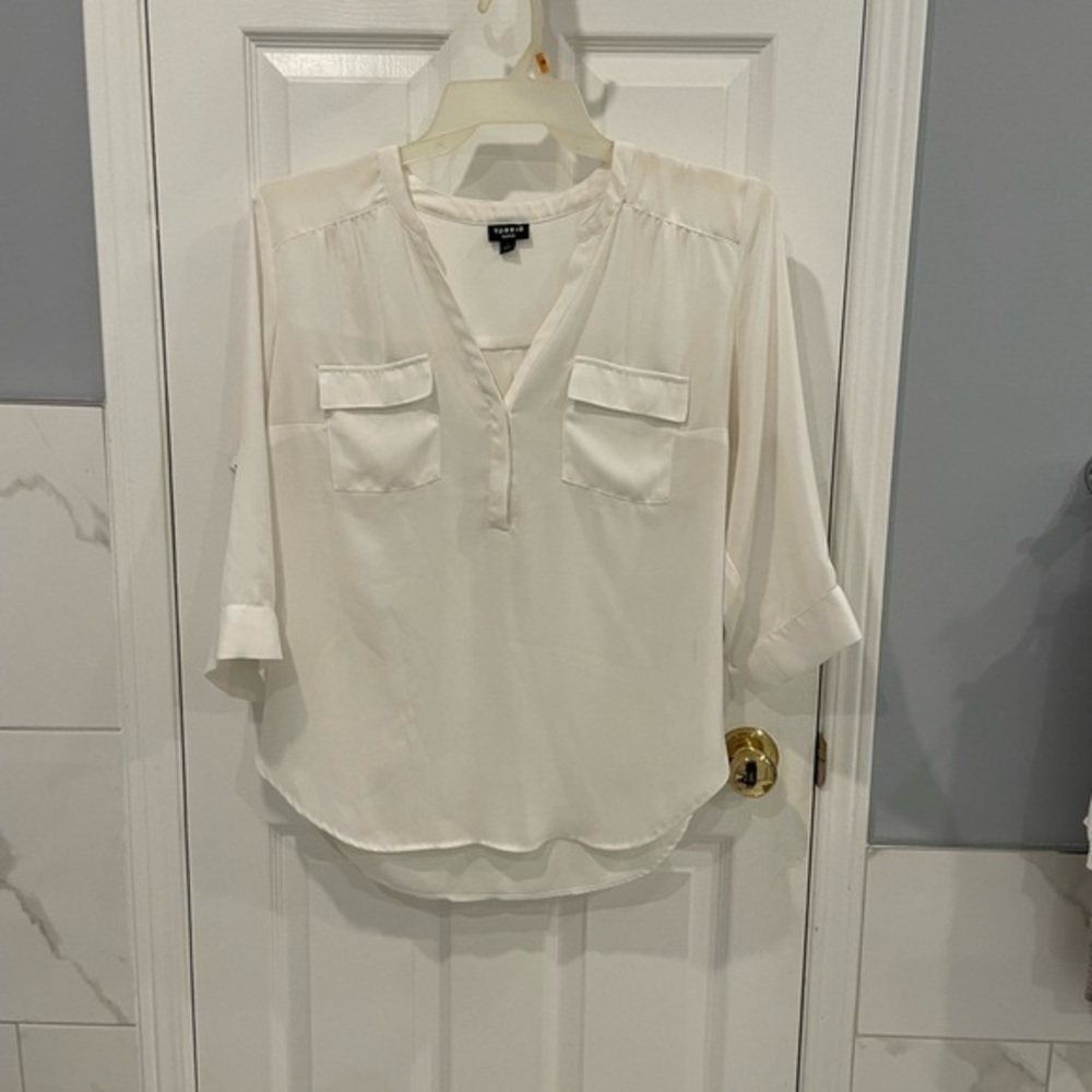 Torrid | Semi Sheer White Chiffon Blouse - Picture 11 of 15